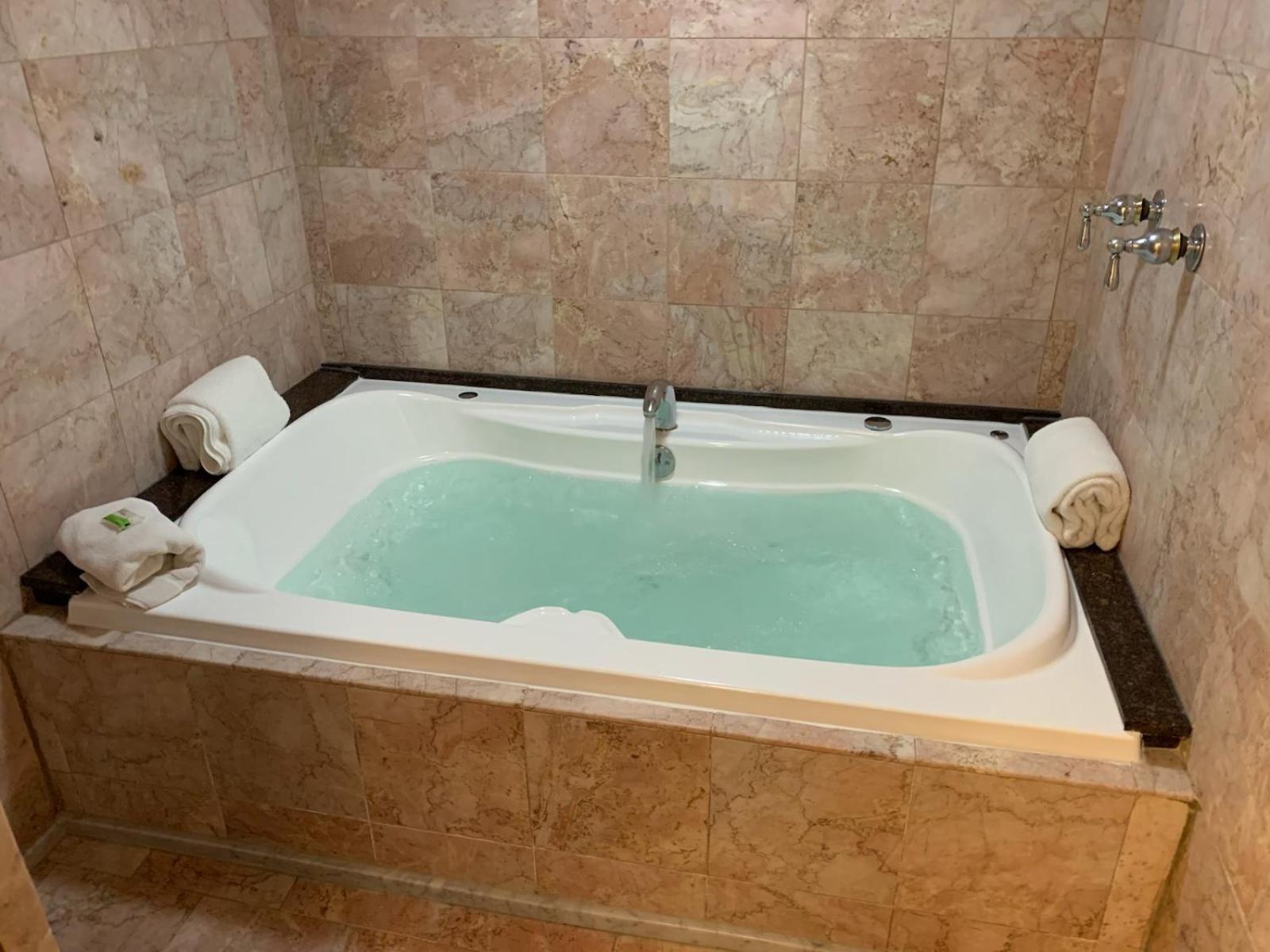 Luxury Quadruple Room,1657145486:JPEG